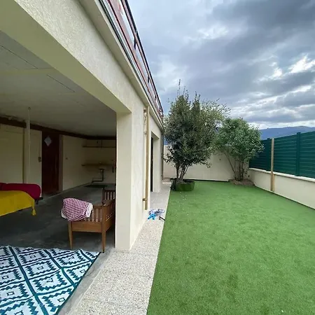 Countryside Retreat, Jacuzzi, Panoramic Views 度假居